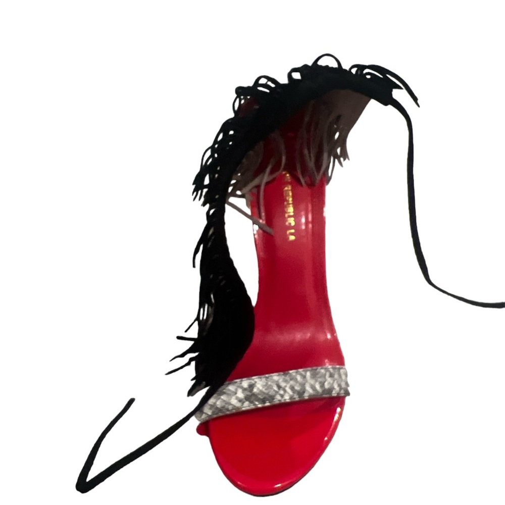 Show Republic LA Red/Black/Snackprint tie ankle pumps size 9 - Picture 12 of 13